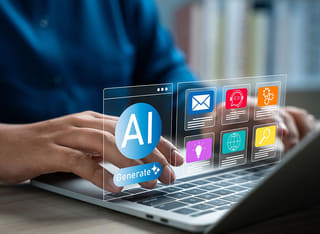 Iniciante em criptomoedas explorando as bases do trading automatizado com IA